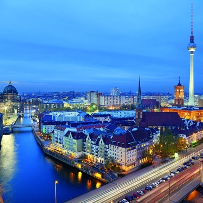 Calendar cu imagini Europe by Night, 31.5 x 48 cm, 12 file, 2026